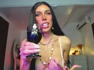 Cam4 Adult Webcam of SweetlikeCandee