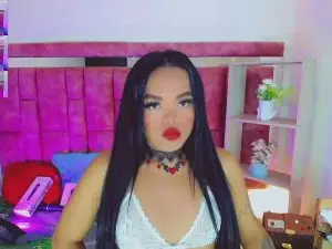 Cam4 Free Live Porn of ThiaraVarannes