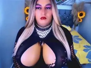 Cam4 Live Sex Cam of kamilabigcock