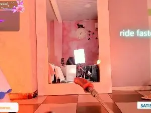 Cam4 Free Live Porn of Naomi_Collins