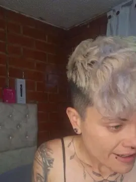 Cam4 Watch Live Sex Cams of Megan222_