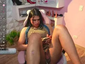 Cam4 Nude Webcam of mara_bella_