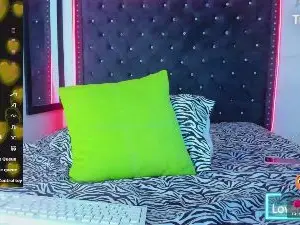 Cam4 Watch Live Sex Cams of Michell_Sexy1