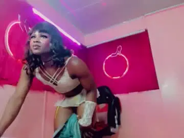 Chaturbate Live Sex Cam of ambar_temptation