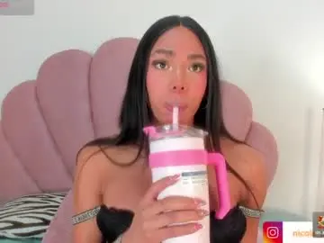 Chaturbate Live Sex of nicoleparadise_