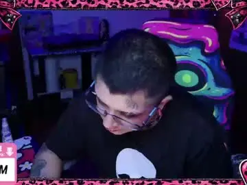 Chaturbate Private Sex Chat of ftmbiggestclit