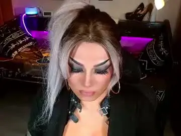 Chaturbate Free Porn Cam of imurwildtruequeen