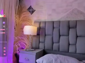 Chaturbate Live Porn of paulinabelle