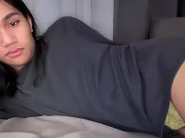 Chaturbate Live Sex Cam of roxiethogersen