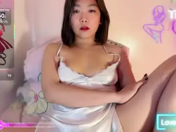 Chaturbate Live Sex Cam of princesscutiexx