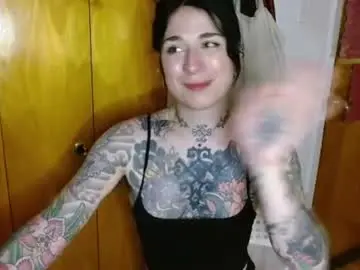 Chaturbate Free Porn Cam of miss_raven_ts