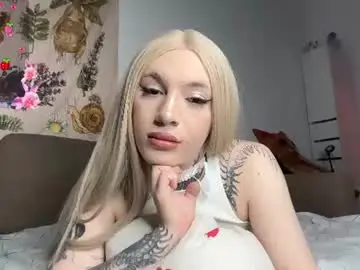 Chaturbate Watch Live Sex Cams of chloevesper