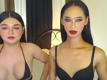 Chaturbate Live Porn of princesshugecumontop