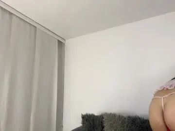 Chaturbate Watch Live Sex Cams of angelturned01