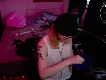 Chaturbate Live Porn of hellfire_girl
