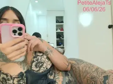Chaturbate Watch Live Sex Cams of petitealejats
