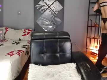 Chaturbate Live Sex of krissyyts