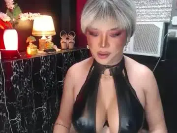 Chaturbate Watch Live Sex Cams of hugecockchristine