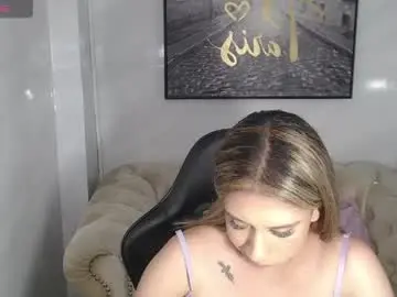 Chaturbate Watch Live Sex Cams of evy_lux_v