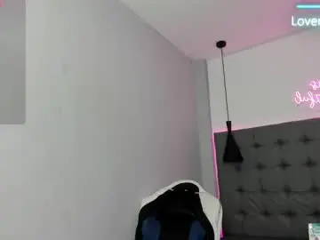 Chaturbate Best live sex cam show of scarletcherry18