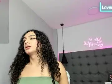 Chaturbate Adult Video Chat of scarletcherry18