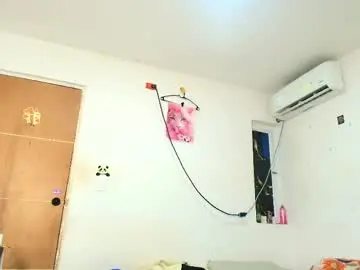 Chaturbate Best live sex cam show of miss_channellx