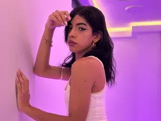 Streamate Free Porn Cam of AlahiaRodriguez