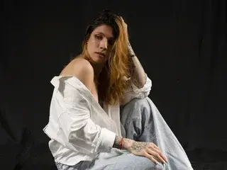 Streamate Sex Chat of JessieGarvet19