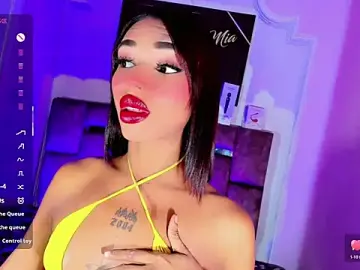 Stripchat Live Sex of Mia_Castro_xx