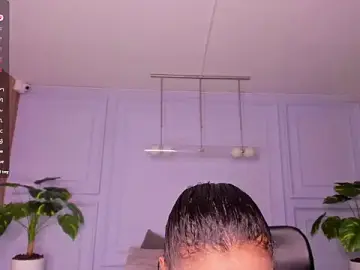 Stripchat Live Sex of keytinthomson_