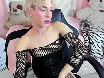 Stripchat Sex Cam of valentinee_xo