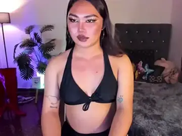 Stripchat Live Sex of itsmeSiannaLoove69