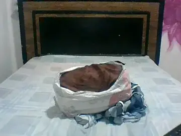 Stripchat Watch Live Sex Cams of AlbertBigCock