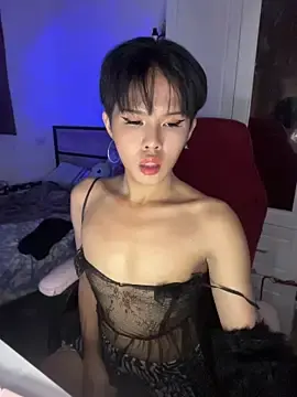 Stripchat Live Sex Cam of Plaxxxtique
