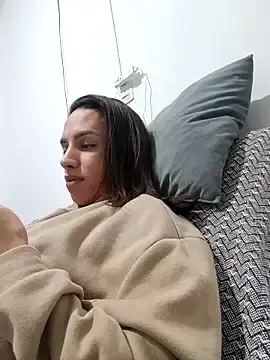 Stripchat Sex Cam of ofjuliaa