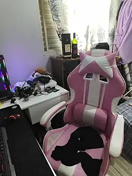 Stripchat Best Webcam of MeninaSapeca