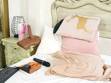 Stripchat Live Sex of mia_rossi_7