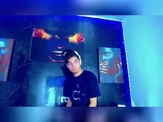 Xlovecam Live Porn of LuxeCouple